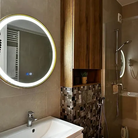 Black Sea Infinity Pool & Apartment Navodari